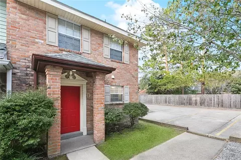 29 Brandon Hall Dr #D, Destrehan, LA 70047