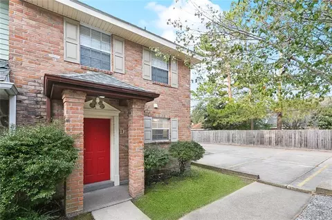 29 Brandon Hall Dr #D, Destrehan, LA 70047