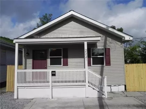 2321 Seminole Pl, New Orleans, LA 70125