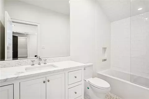 Bath - 52 Mistletoe Dr, Covington, LA 70433 photo 7 of 7
