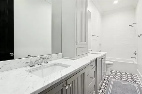 Bath - 52 Mistletoe Dr, Covington, LA 70433 photo 6 of 7