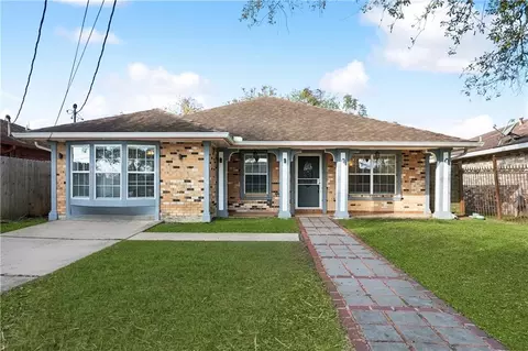 4534 Hickerson Dr, New Orleans, LA 70127