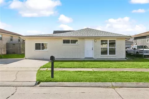 1608 Redwood St, Harvey, LA 70058