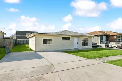 1608 Redwood St, Harvey, LA 70058