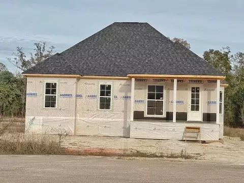 21329 Lake Maurepas Ct, Ponchatoula, LA 70454