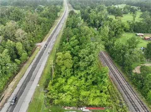 Hwy 190 Road, Albany, LA 70711