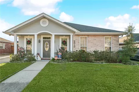 2813 Meadow Dr, Violet, LA 70092 photo 1