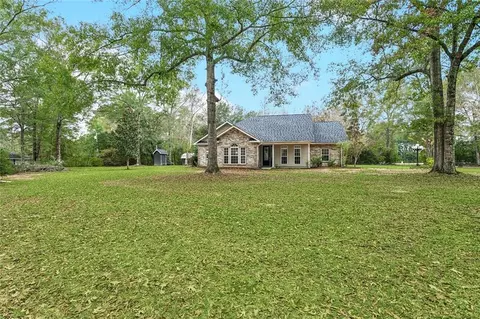25477 S Choctaw Dr, Franklinton, LA 70438