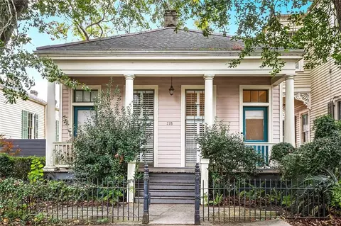 215 Olivier St, New Orleans, LA 70114