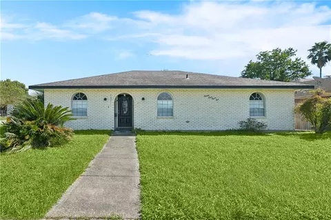 7831 Masefield St, New Orleans, LA 70126