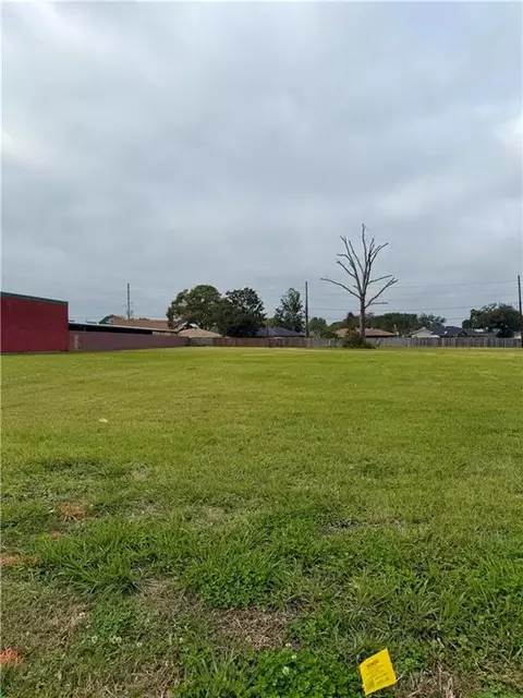 3108 Barataria Blvd, Marrero, LA 70072