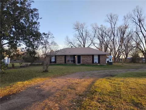 153 Highway 6 Hwy, Natchitoches, LA 71457