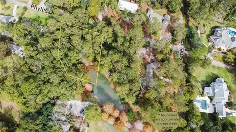 Phyllis Drive, Covington, LA 70433 photo 2