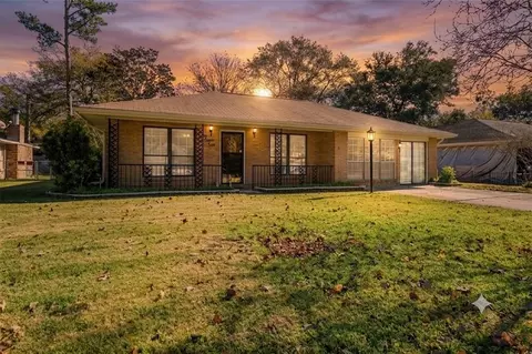 1042 Saint Scholastica St, Slidell, LA 70460