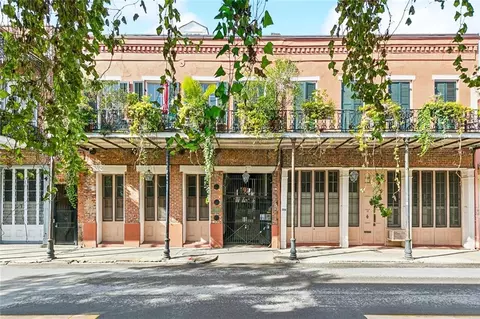 933 Chartres St #17, New Orleans, LA 70116