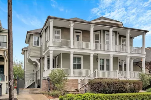 4721 27 Prytania St, New Orleans, LA 70115