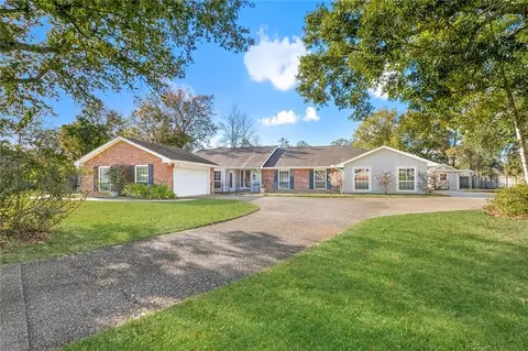 204 Camborne Ln, Slidell, LA 70461