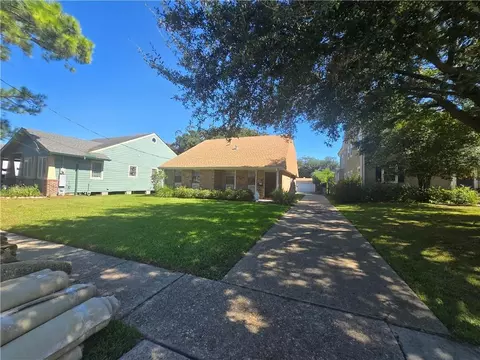 641 Jefferson Heights Ave, Jefferson, LA 70121