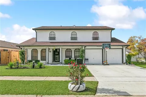 2700 Sandero Del Este St, Harvey, LA 70058