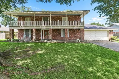 Exterior - 412 Oak Ln, Luling, LA 70070 photo 2 of 5