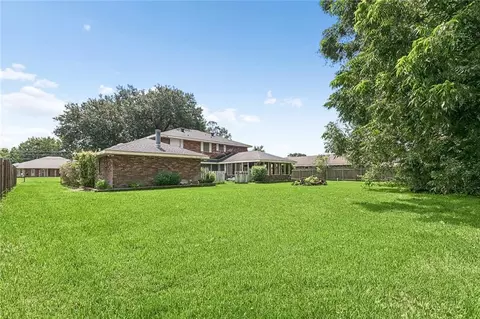 Exterior - 412 Oak Ln, Luling, LA 70070 photo 5 of 5