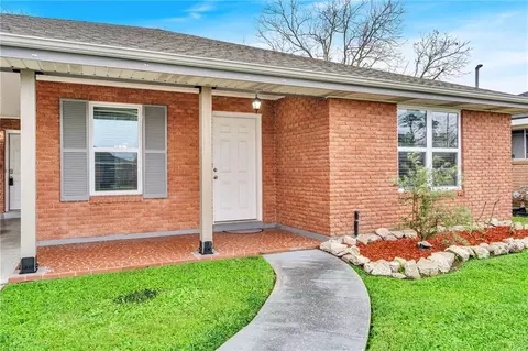 1768 Pace Blvd, New Orleans, LA 70114