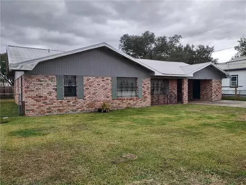 322 Maloney Rd, Des Allemands, LA 70030