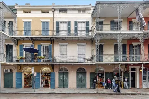 631 Saint Peter St #4, New Orleans, LA 70116