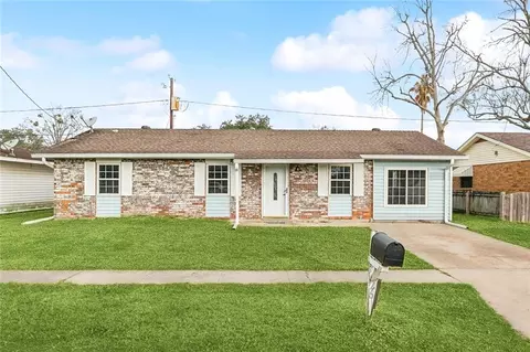 2649 Dove Ave, Marrero, LA 70072