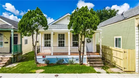 2504 Martin L King Jr Blvd, New Orleans, LA 70113