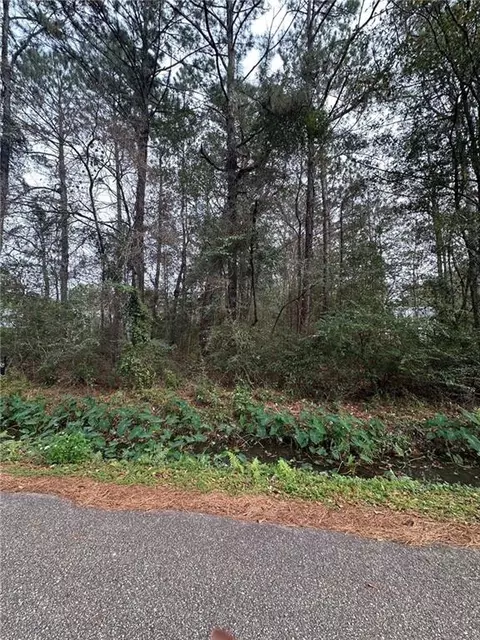70394 Fuschia St, Abita Springs, LA 70420