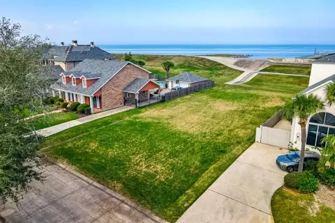 Palm Vista Drive, Metairie, LA 70003