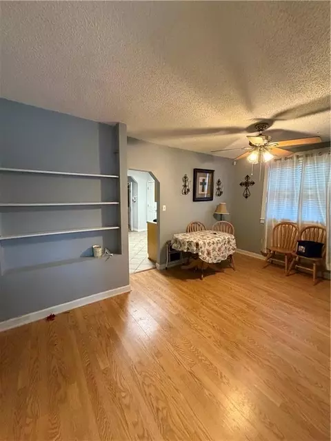 Dining - 624 Teddy Ave, Slidell, LA 70458 photo 1 of 1