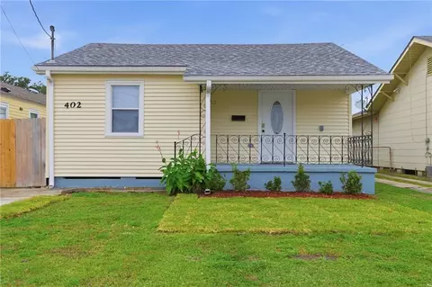 402 Wallace Dr, New Orleans, LA 70122