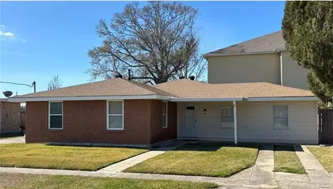 920 Francis St, Marrero, LA 70072