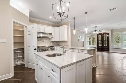 Kitchen - 22009 Spring Clover Ln, Covington, LA 70435 photo 4 of 4