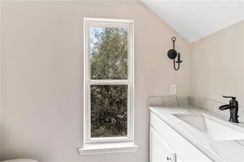 Bath - 22009 Spring Clover Ln, Covington, LA 70435 photo 3 of 3