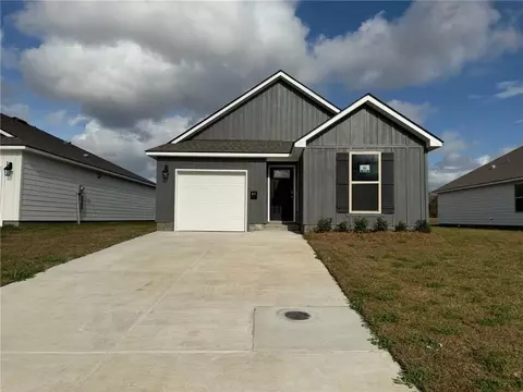 417 Holmes Blvd, Terrytown, LA 70056