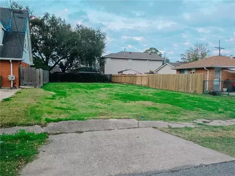 209 Sidney St, Metairie, LA 70005