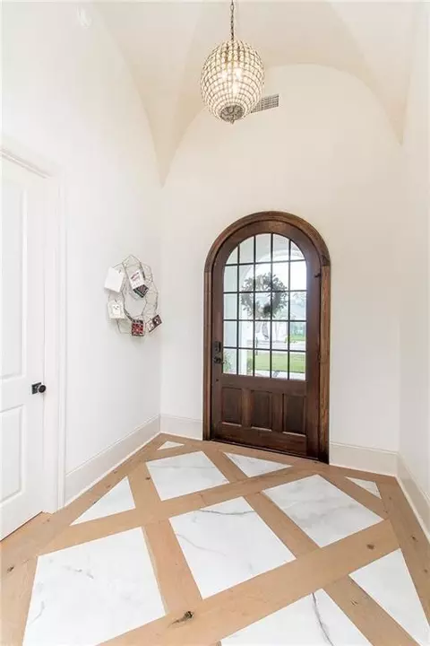 Entry Way - 5009 Twin River Pl, Covington, LA 70433 photo 1 of 3