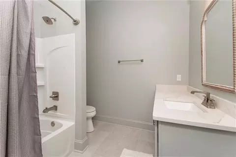 Bath - 5009 Twin River Pl, Covington, LA 70433 photo 10 of 13