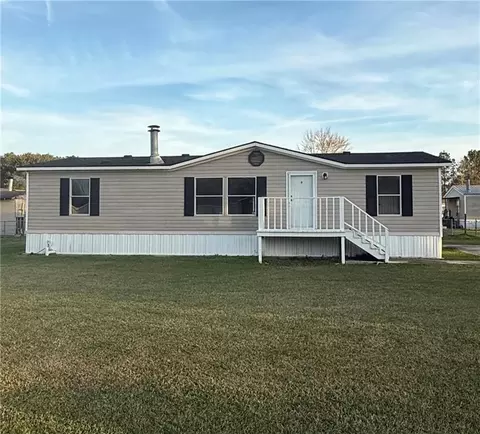 50332 Michael Paul Dr, Loranger, LA 70446