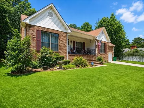 217 Camellia Rd, Bogalusa, LA 70427