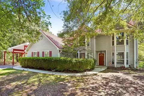 28555 Persimmon Ln, Abita Springs, LA 70420