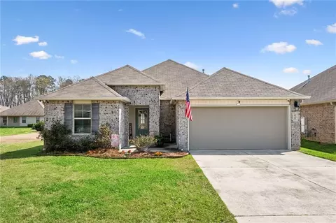 28388 Longfellow Ln, Albany, LA 70711