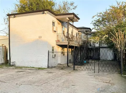 3215 Dryades St, New Orleans, LA 70115