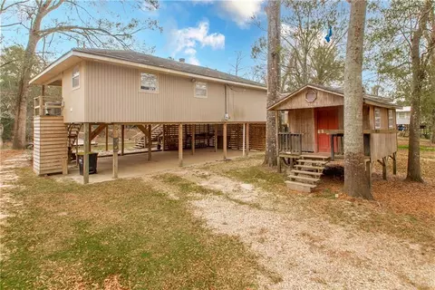 39926 Watters Rd, Ponchatoula, LA 70454