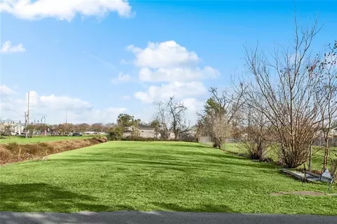 742 Taylor St, Kenner, LA 70062