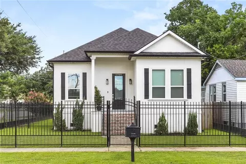5700 Franklin Ave, New Orleans, LA 70122