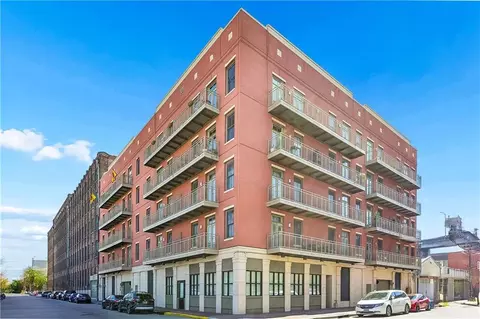 450 John Churchill Chase St #304, New Orleans, LA 70130